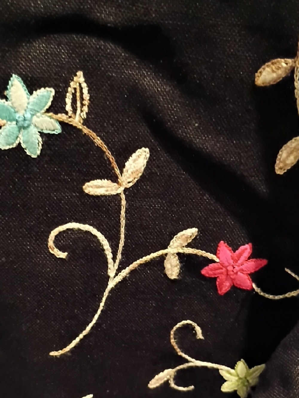FINAL PRICE Talbots Irish Linen Black Pants with Multicolored Floral Embroidery - Picture 11 of 12